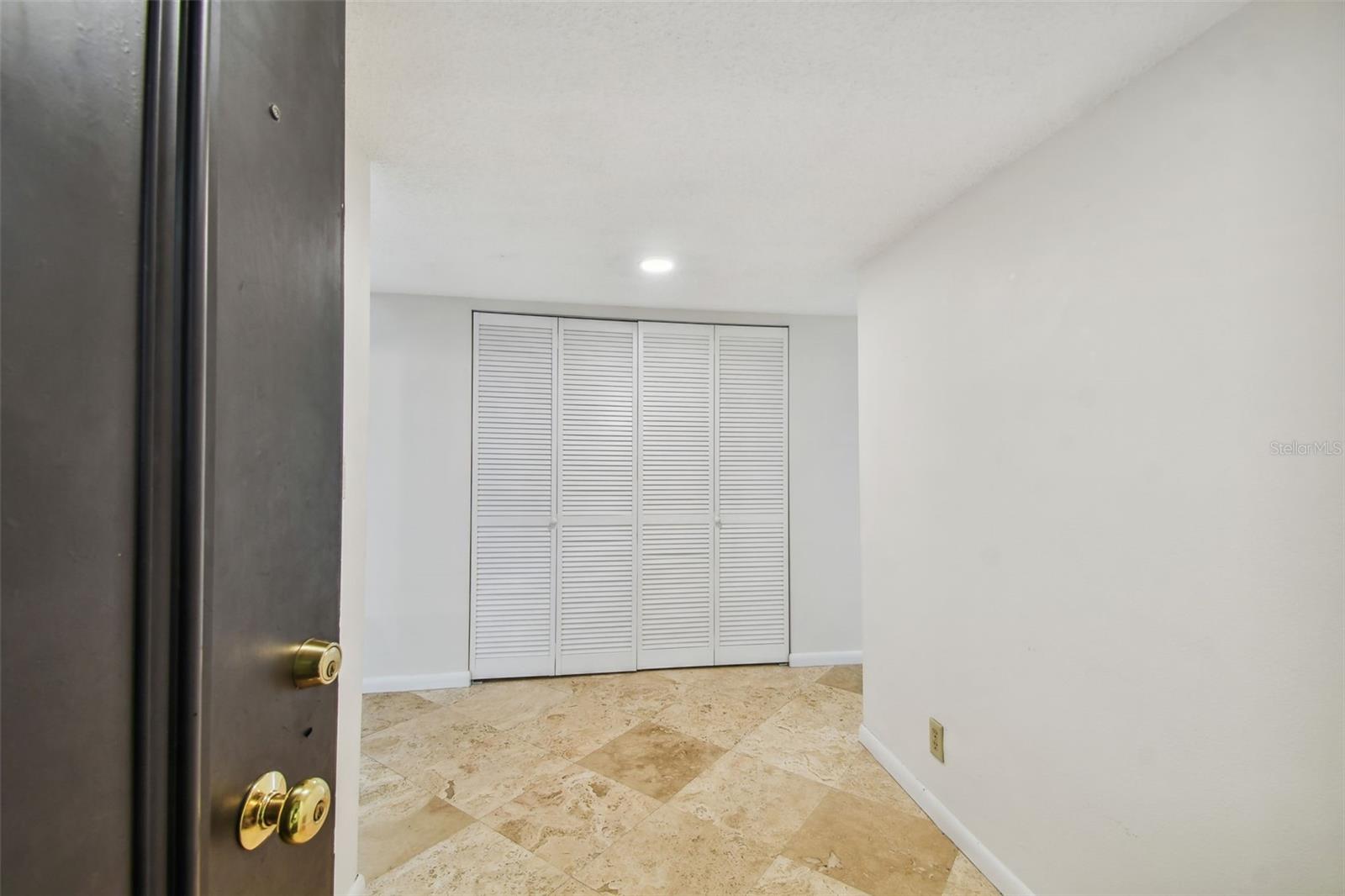 Image 3 of 61 For 100 Oakmont Lane 106