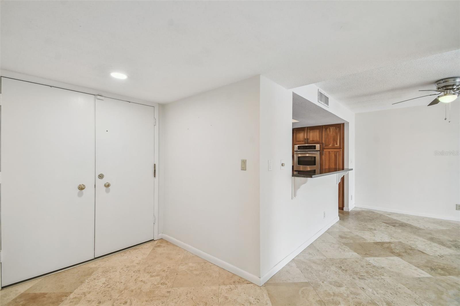 Image 4 of 61 For 100 Oakmont Lane 106