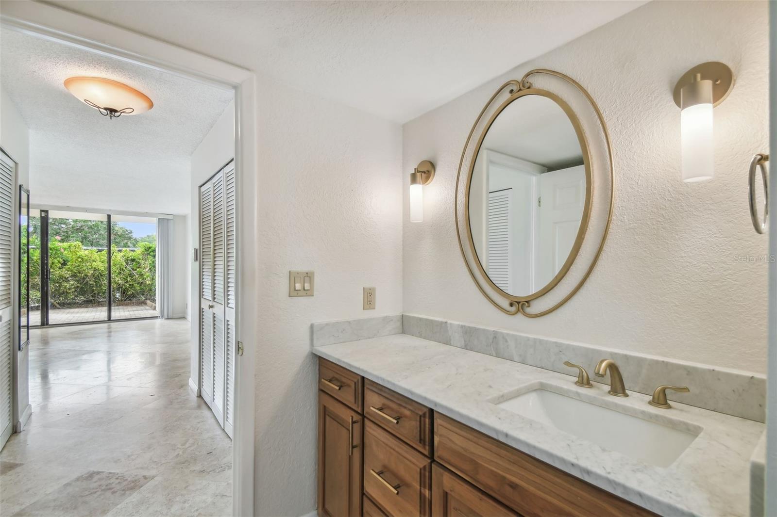 Image 40 of 61 For 100 Oakmont Lane 106