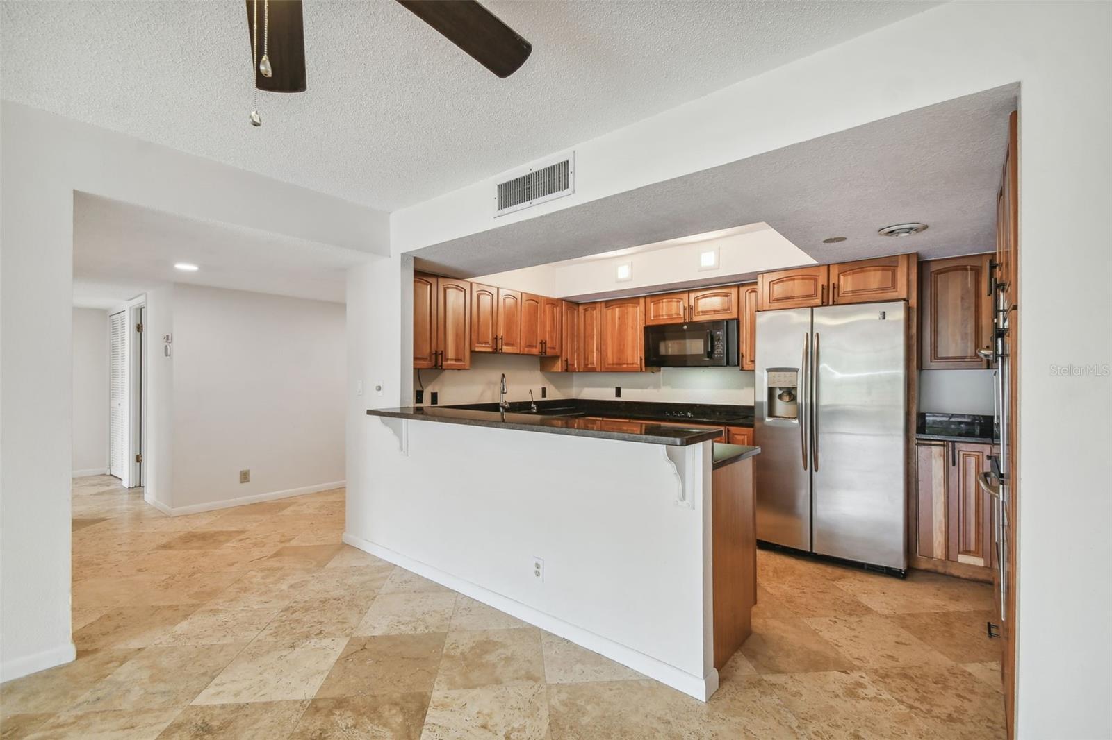 Image 5 of 61 For 100 Oakmont Lane 106