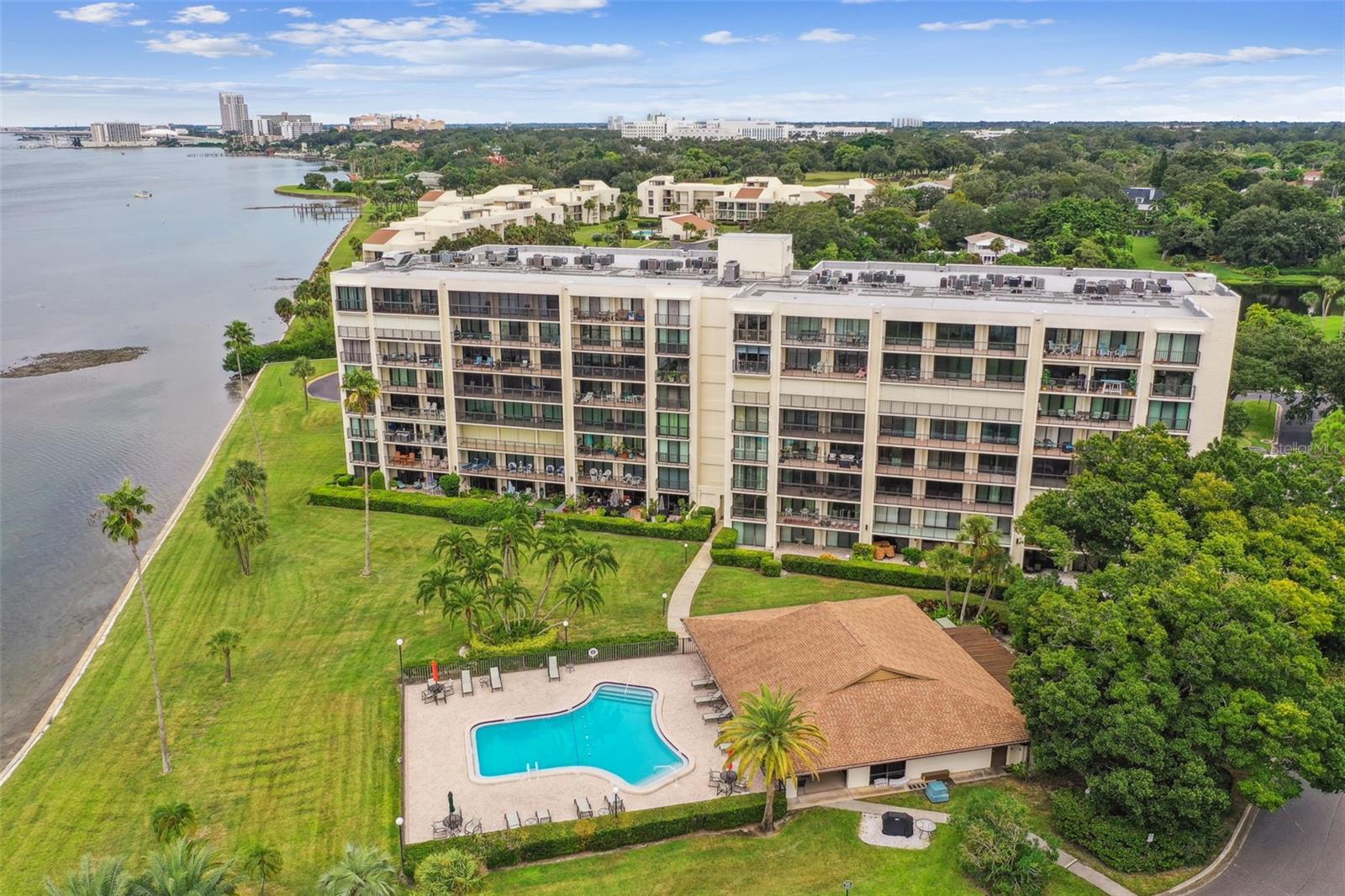 Image 54 of 61 For 100 Oakmont Lane 106