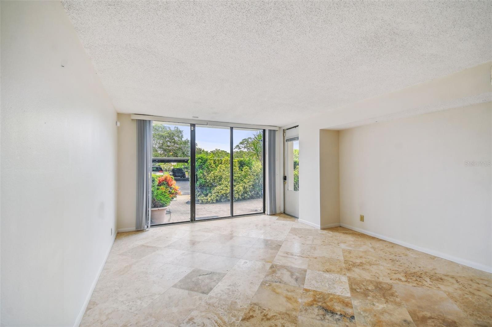 Image 9 of 61 For 100 Oakmont Lane 106