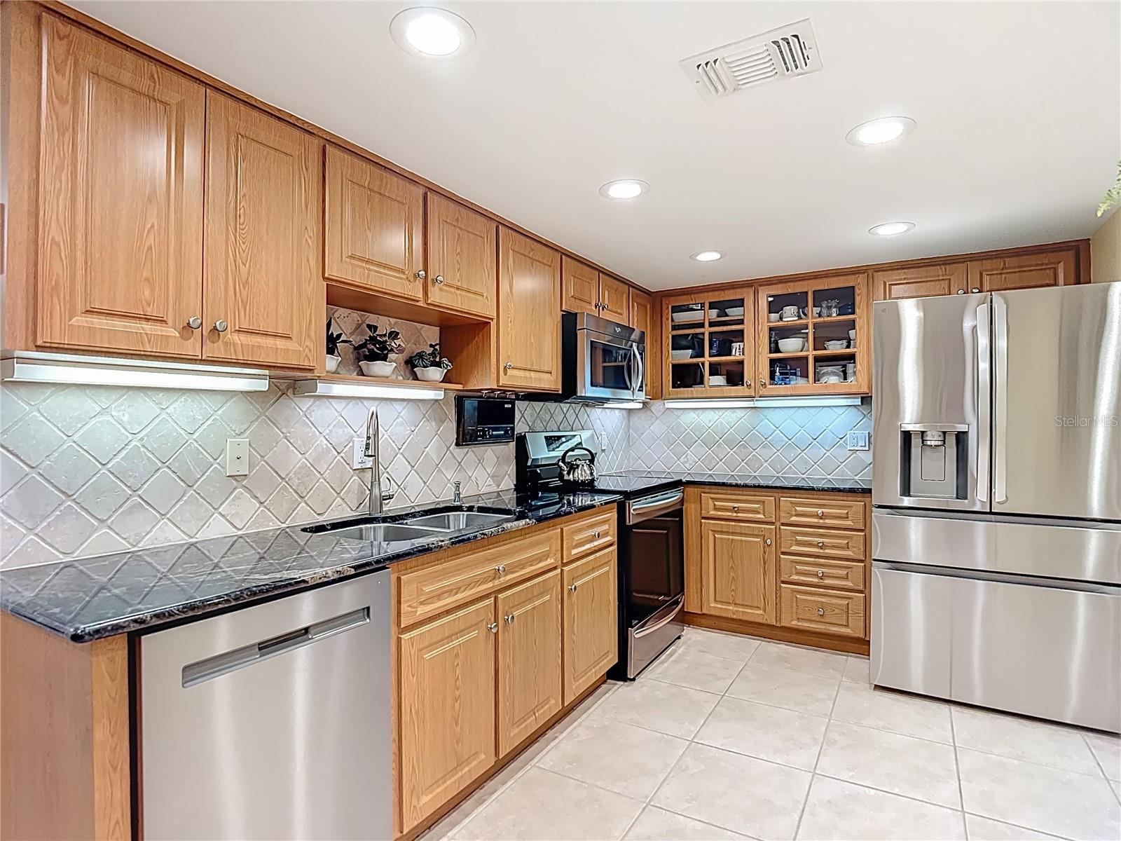 Image 9 of 54 For 13812 Mill Cove Circle 13812