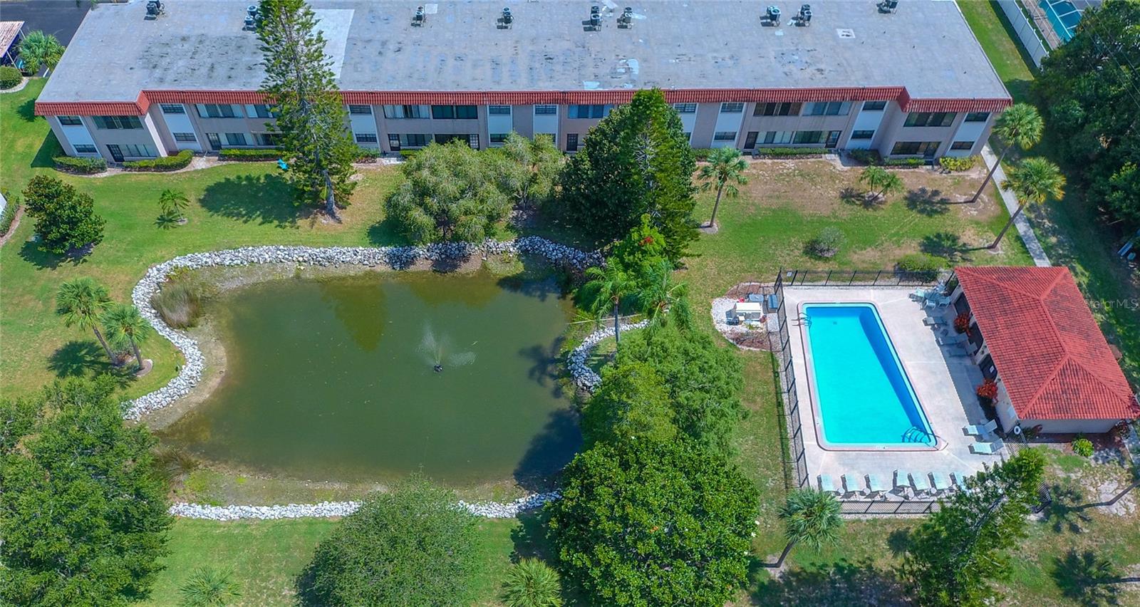 Image 14 of 16 For 1753 Belleair Forest Drive D7