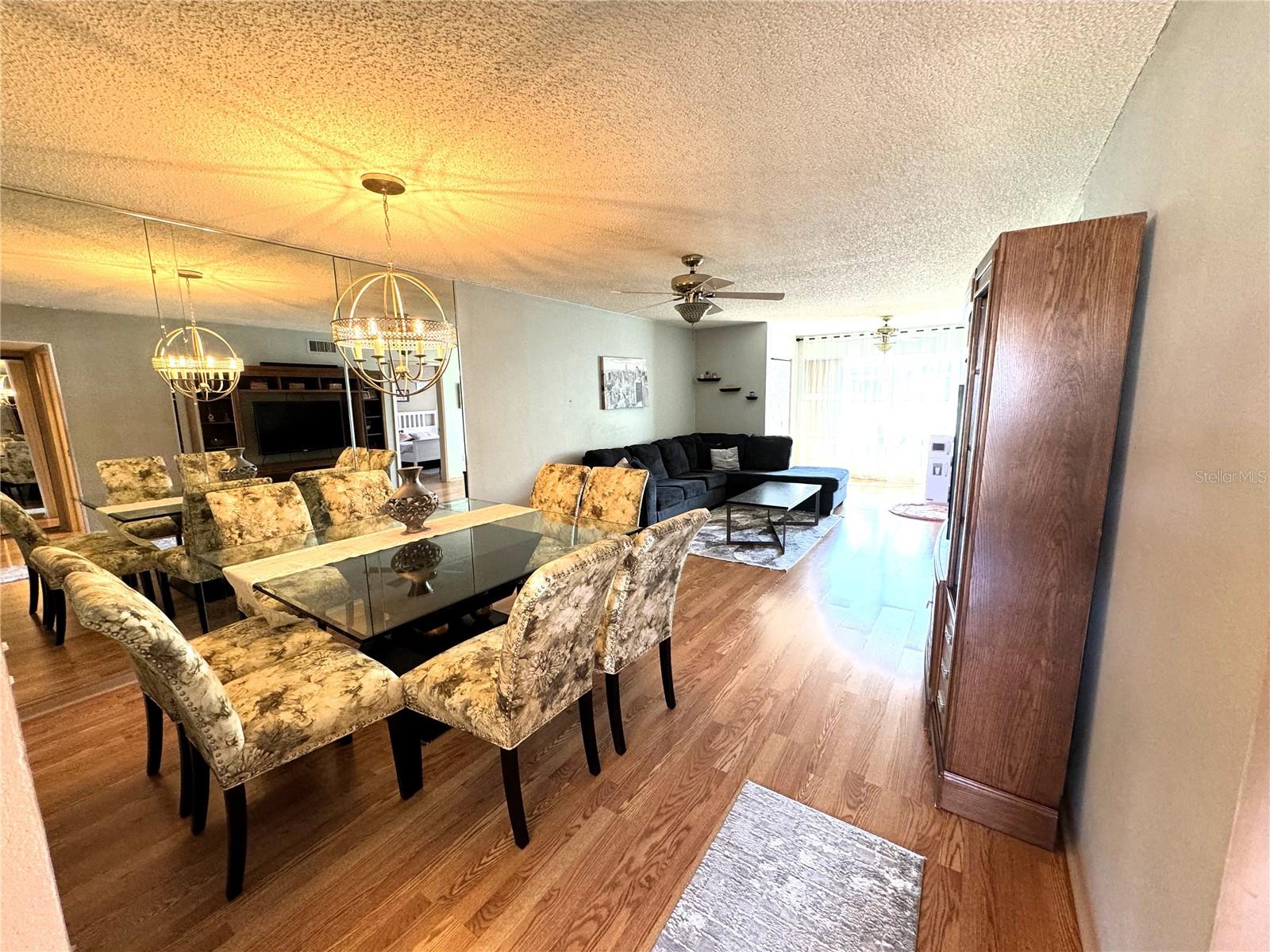 Image 6 of 16 For 1753 Belleair Forest Drive D7