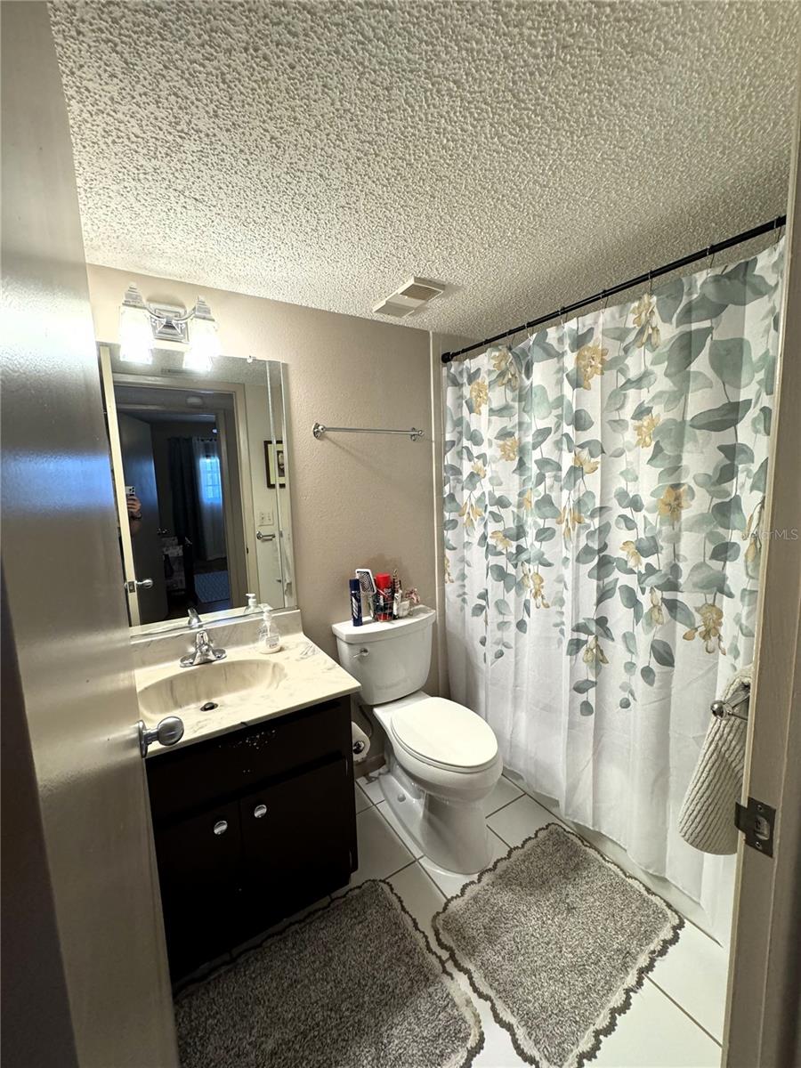 Image 9 of 16 For 1753 Belleair Forest Drive D7