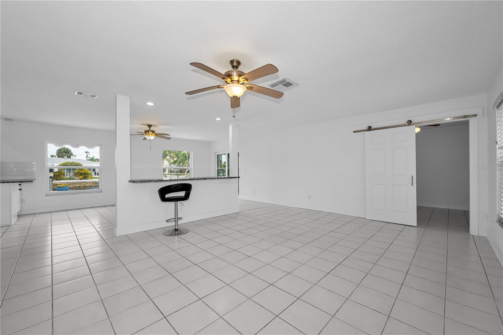 Image 13 of 73 For 4909 Shoreview Court