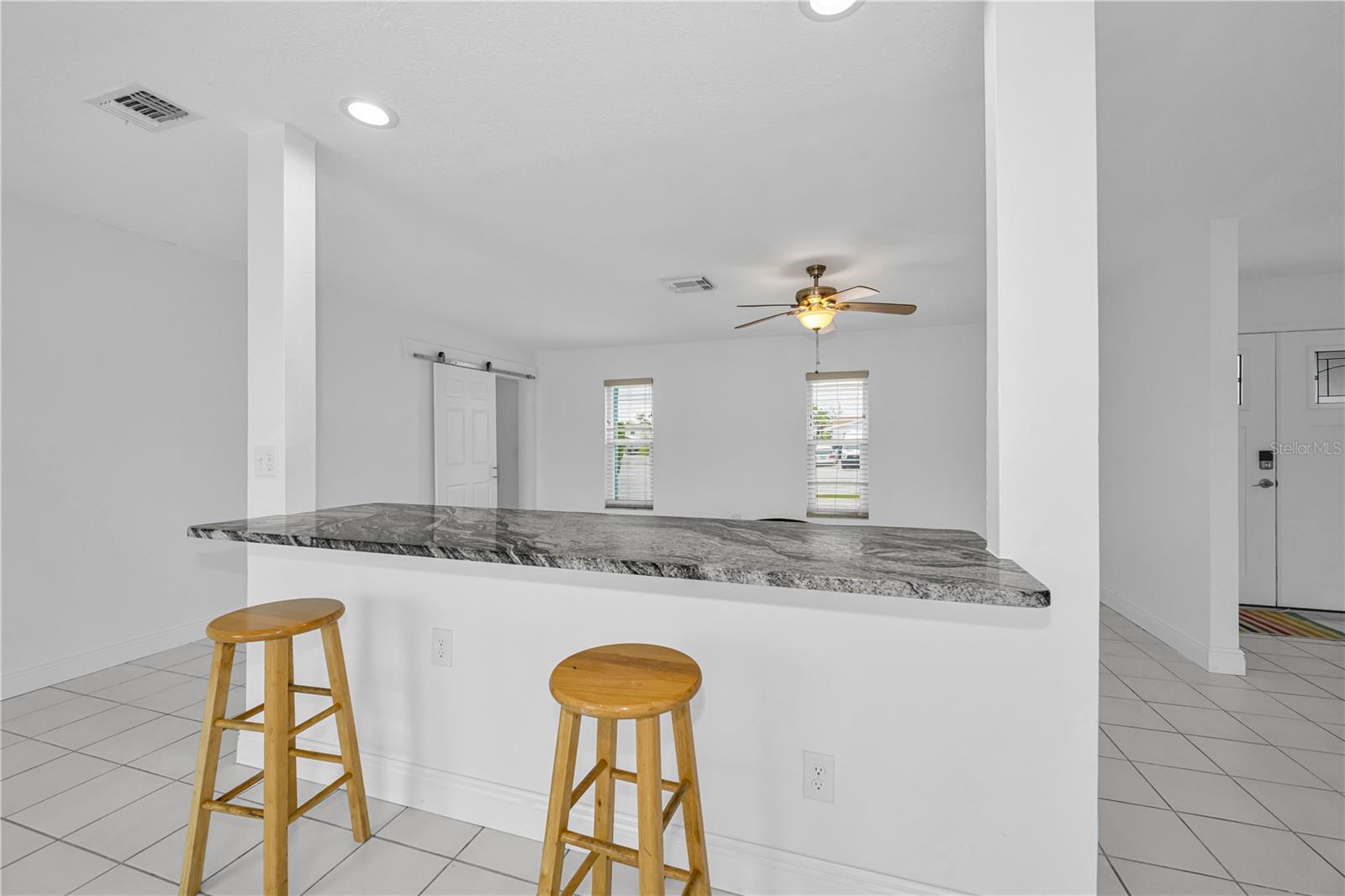 Image 15 of 73 For 4909 Shoreview Court