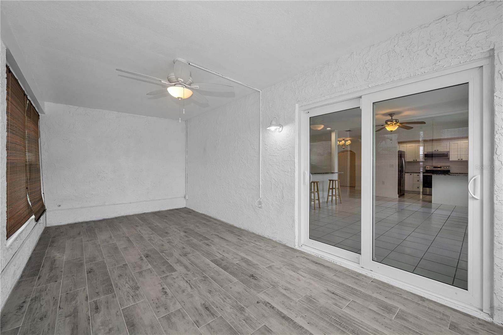 Image 40 of 73 For 4909 Shoreview Court