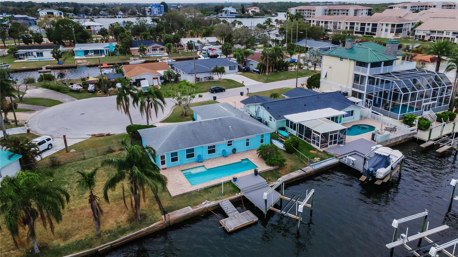 Image 64 of 73 For 4909 Shoreview Court