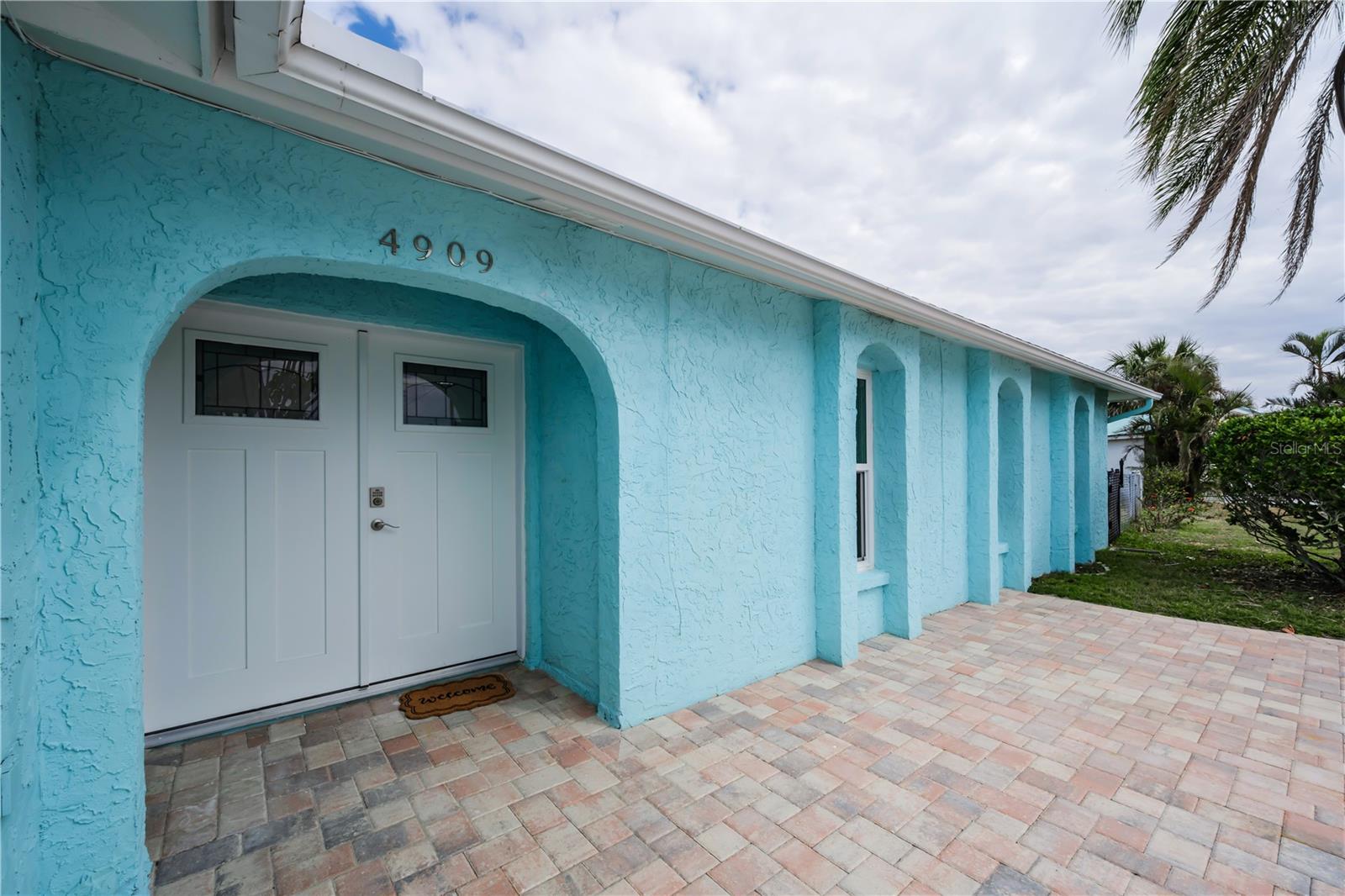 Image 67 of 73 For 4909 Shoreview Court