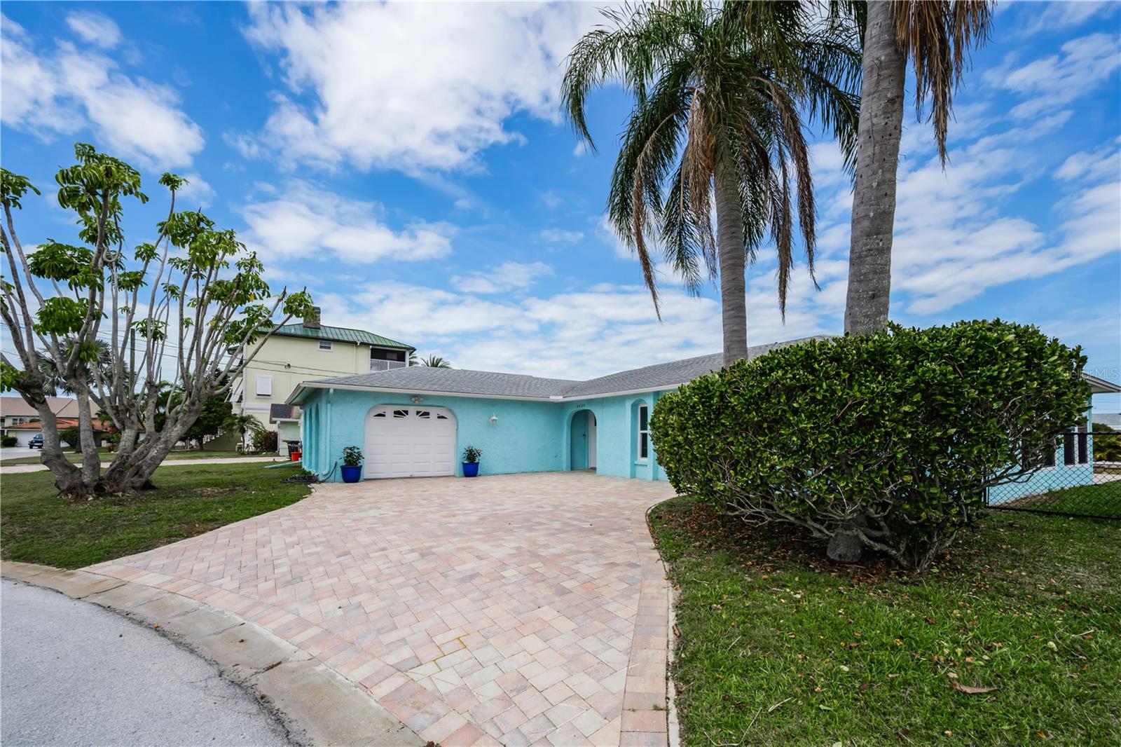 Image 68 of 73 For 4909 Shoreview Court