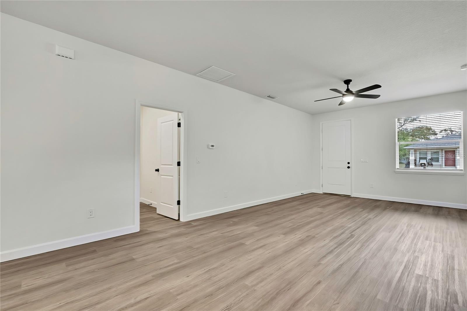 Image 14 of 46 For 507 Baker  