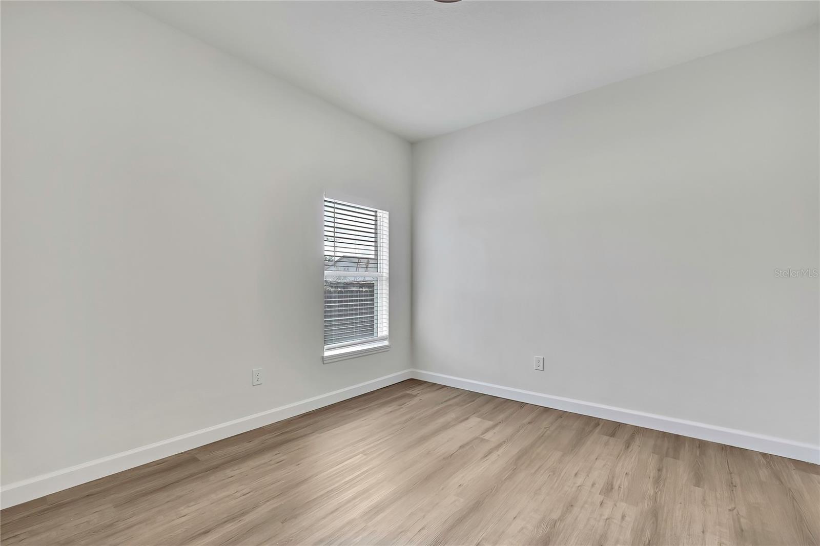 Image 25 of 46 For 507 Baker  