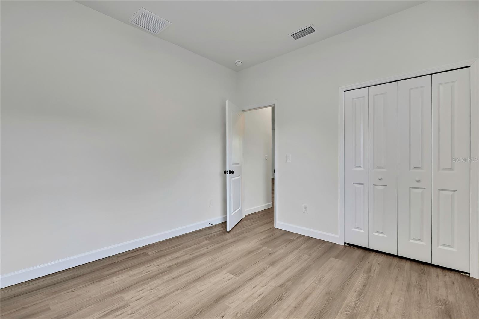 Image 27 of 46 For 507 Baker  