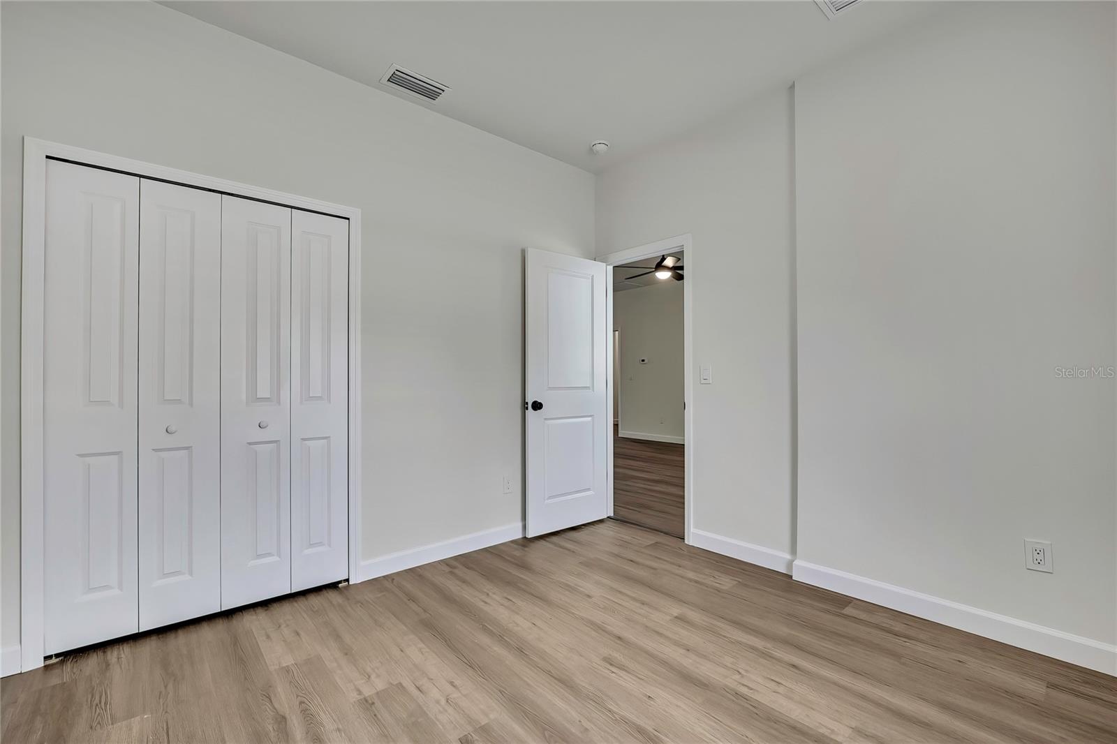 Image 34 of 46 For 507 Baker  