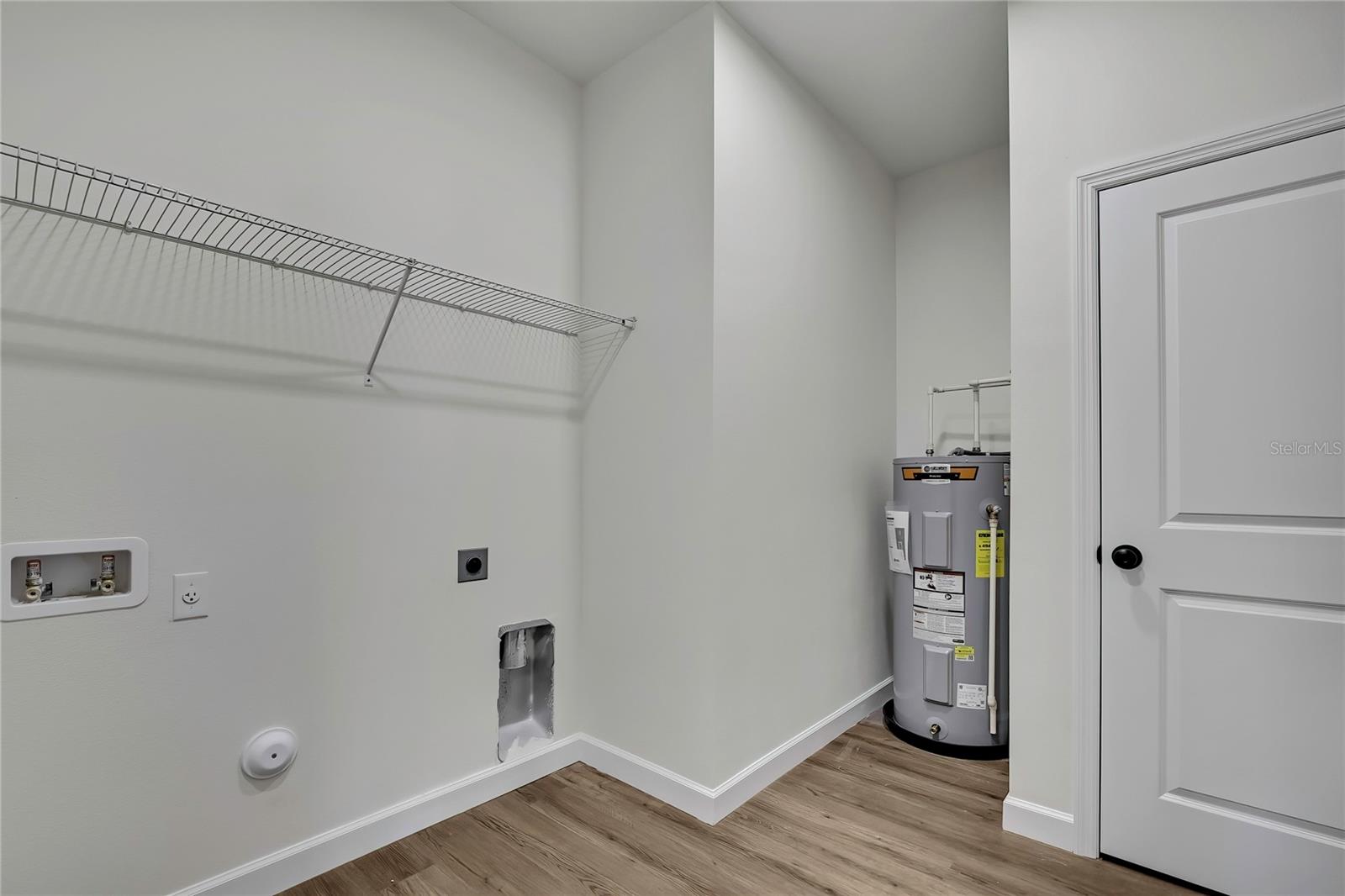 Image 35 of 46 For 507 Baker  