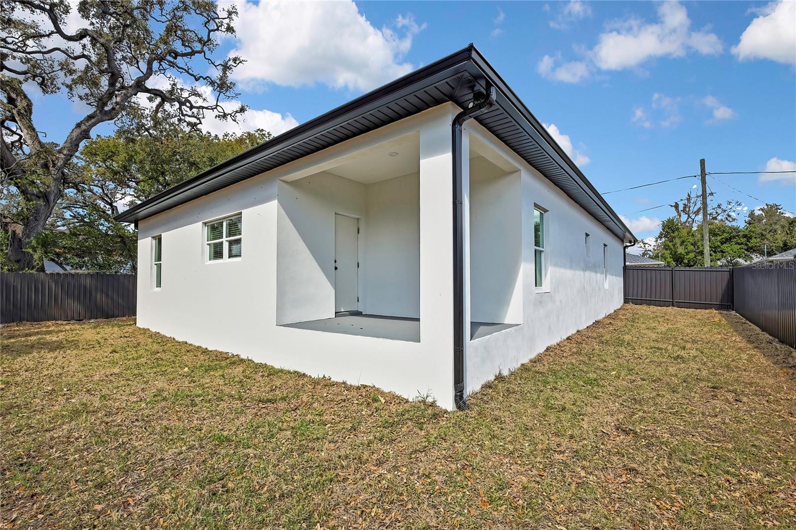 Image 39 of 46 For 507 Baker  