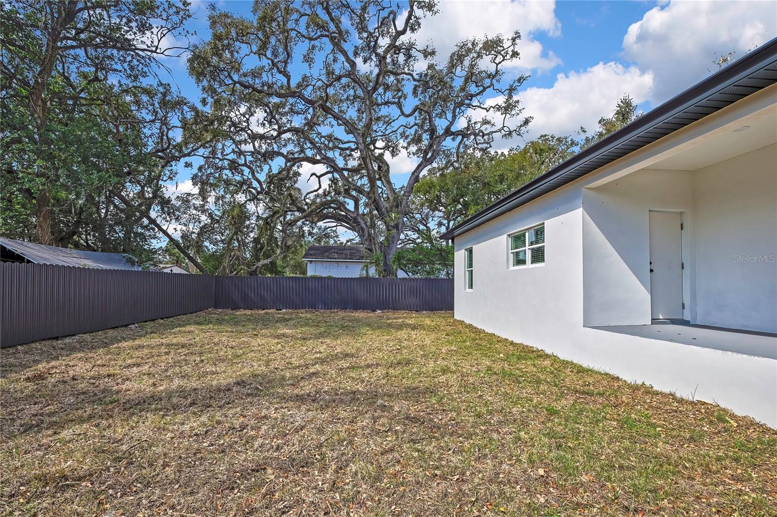 Image 40 of 46 For 507 Baker  