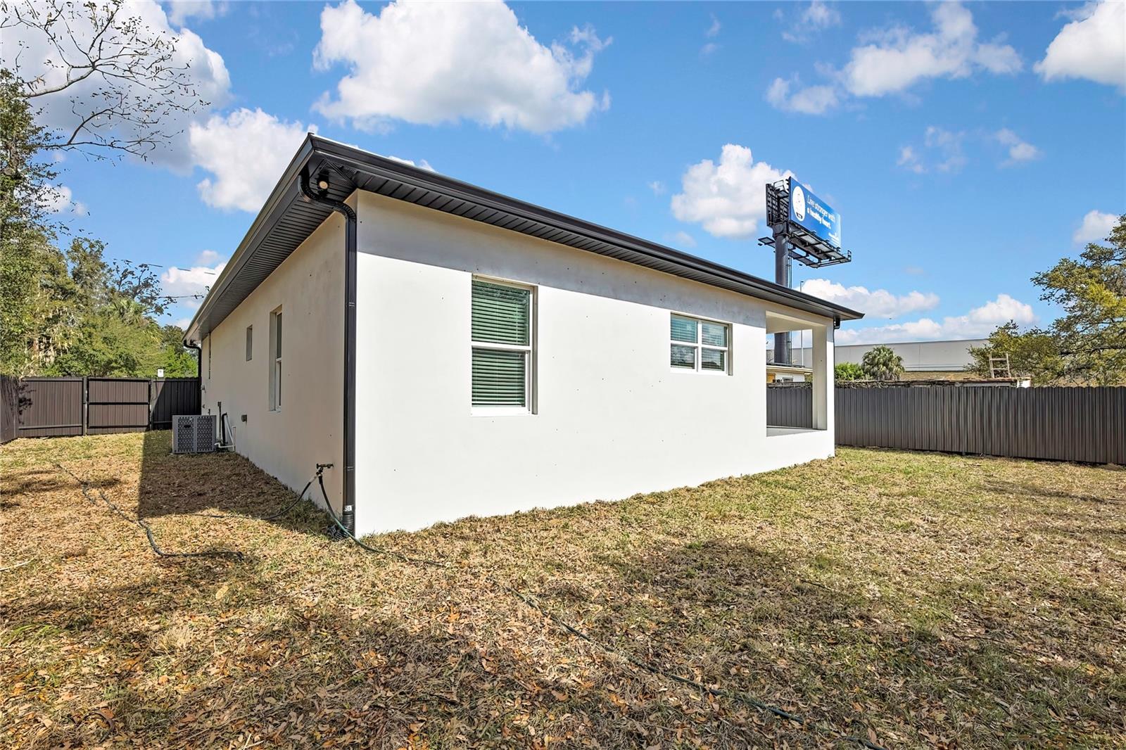 Image 45 of 46 For 507 Baker  