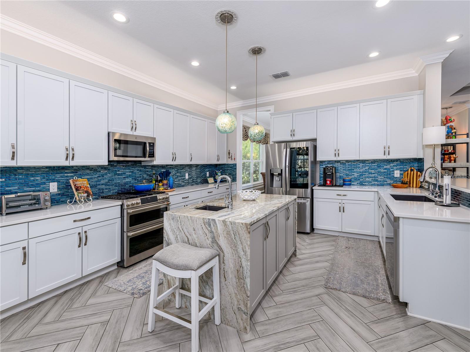 Image 14 of 80 For 15303 Valencia Del Sol Street