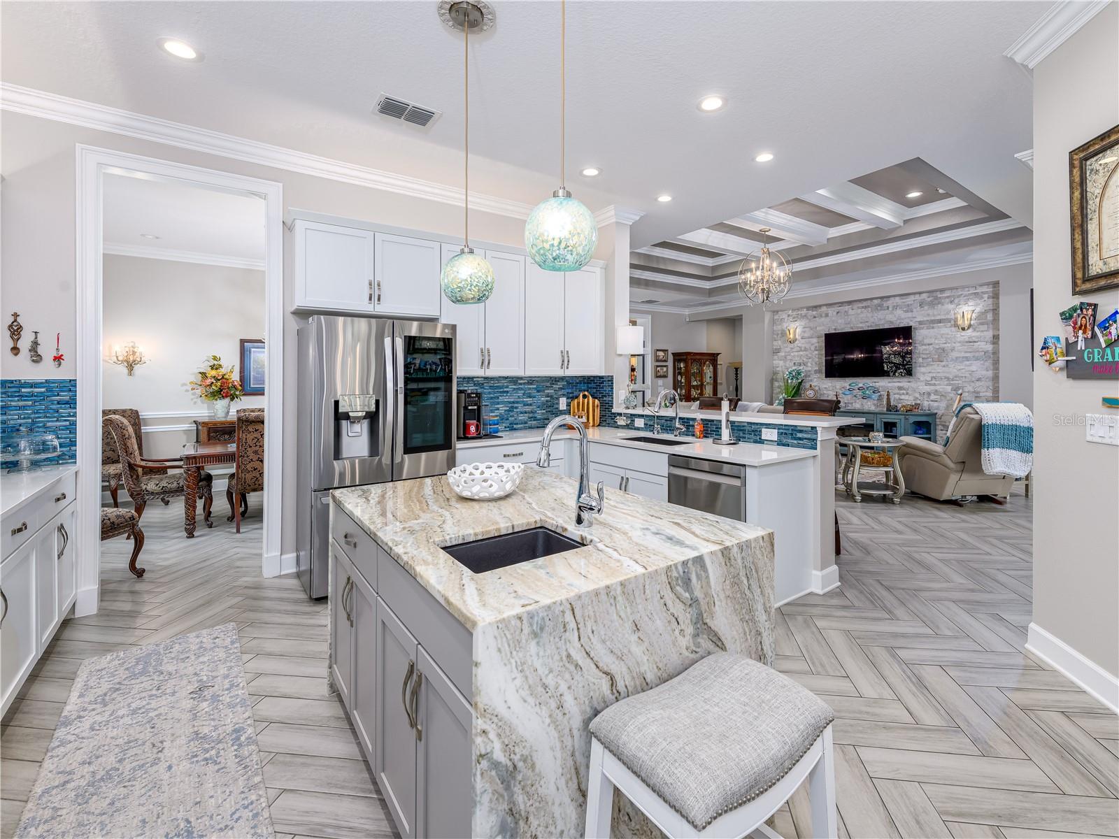 Image 16 of 80 For 15303 Valencia Del Sol Street