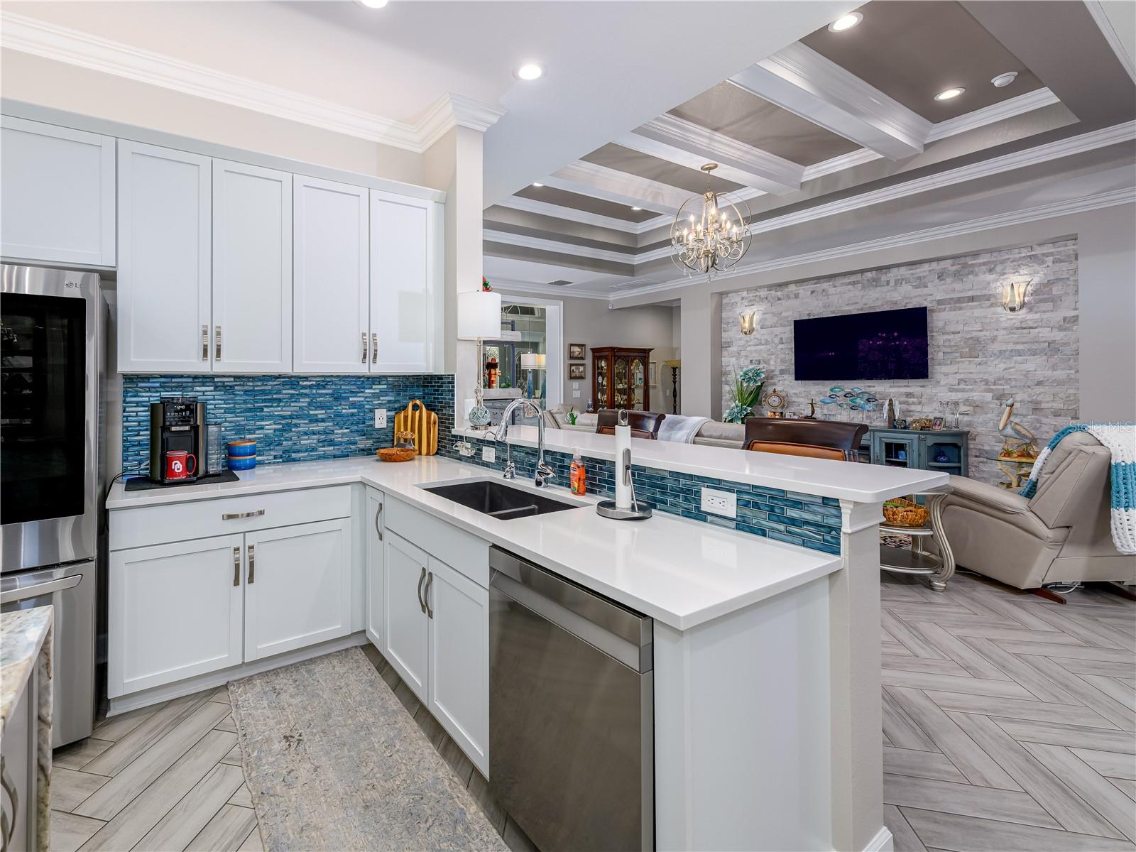 Image 19 of 80 For 15303 Valencia Del Sol Street