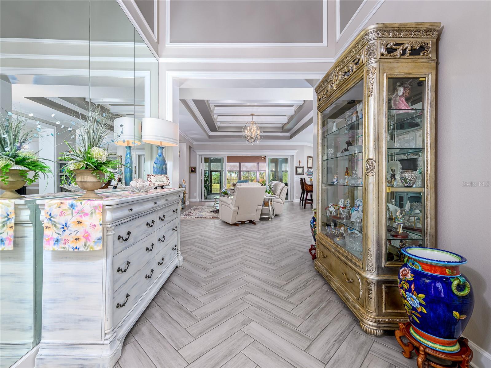 Image 5 of 80 For 15303 Valencia Del Sol Street