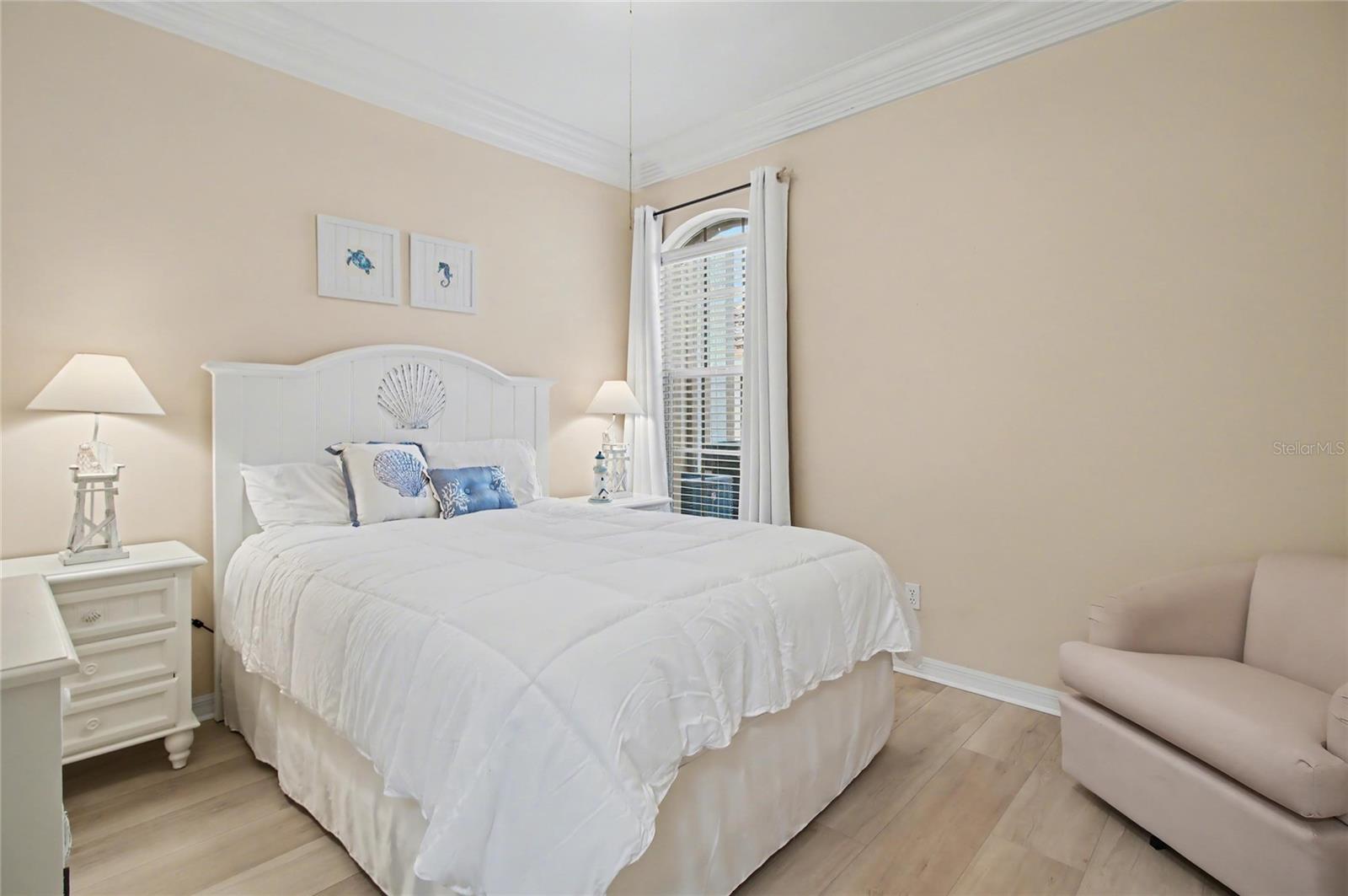 Image 18 of 32 For 206 Newport Drive 803