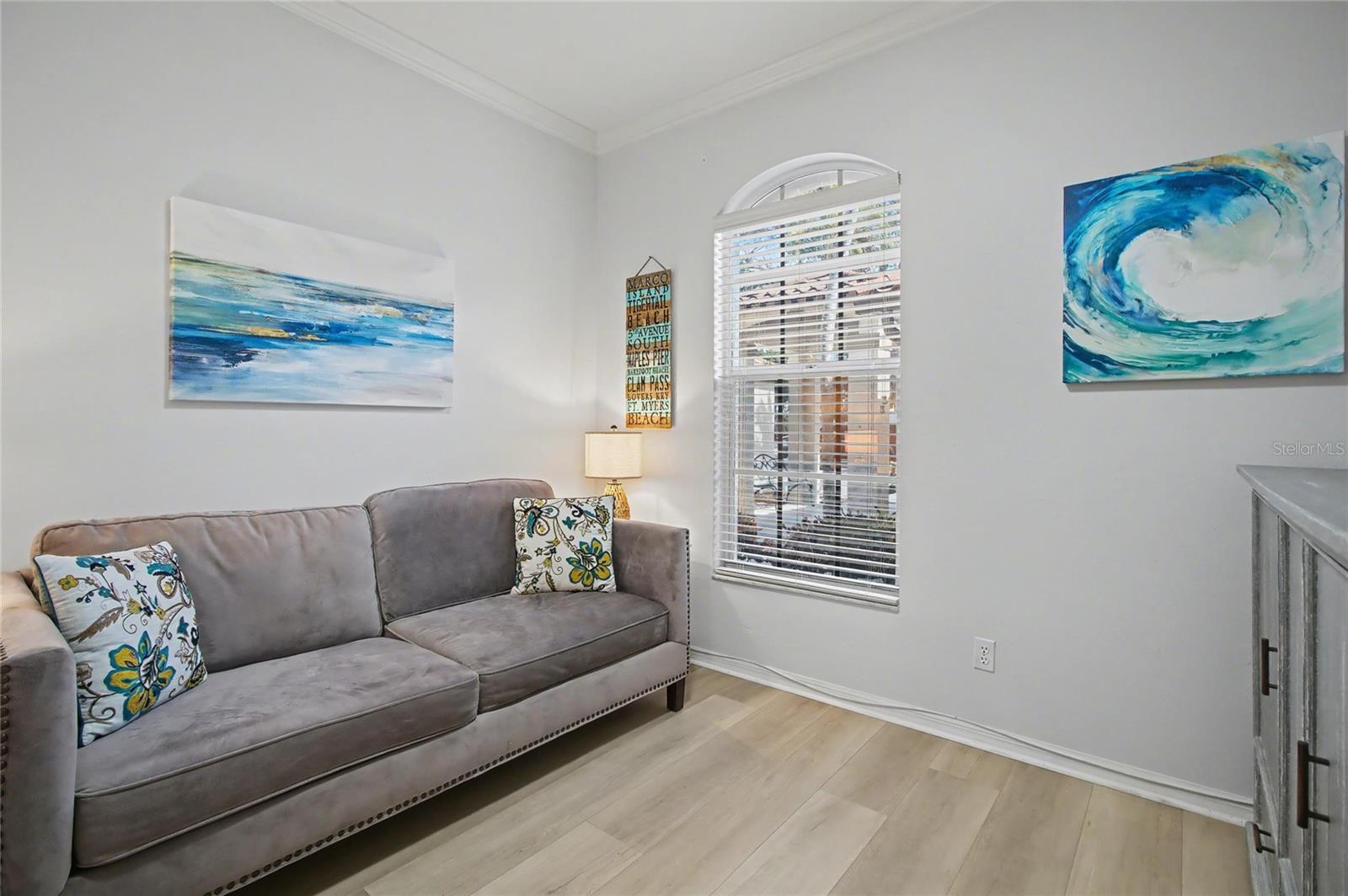 Image 21 of 32 For 206 Newport Drive 803