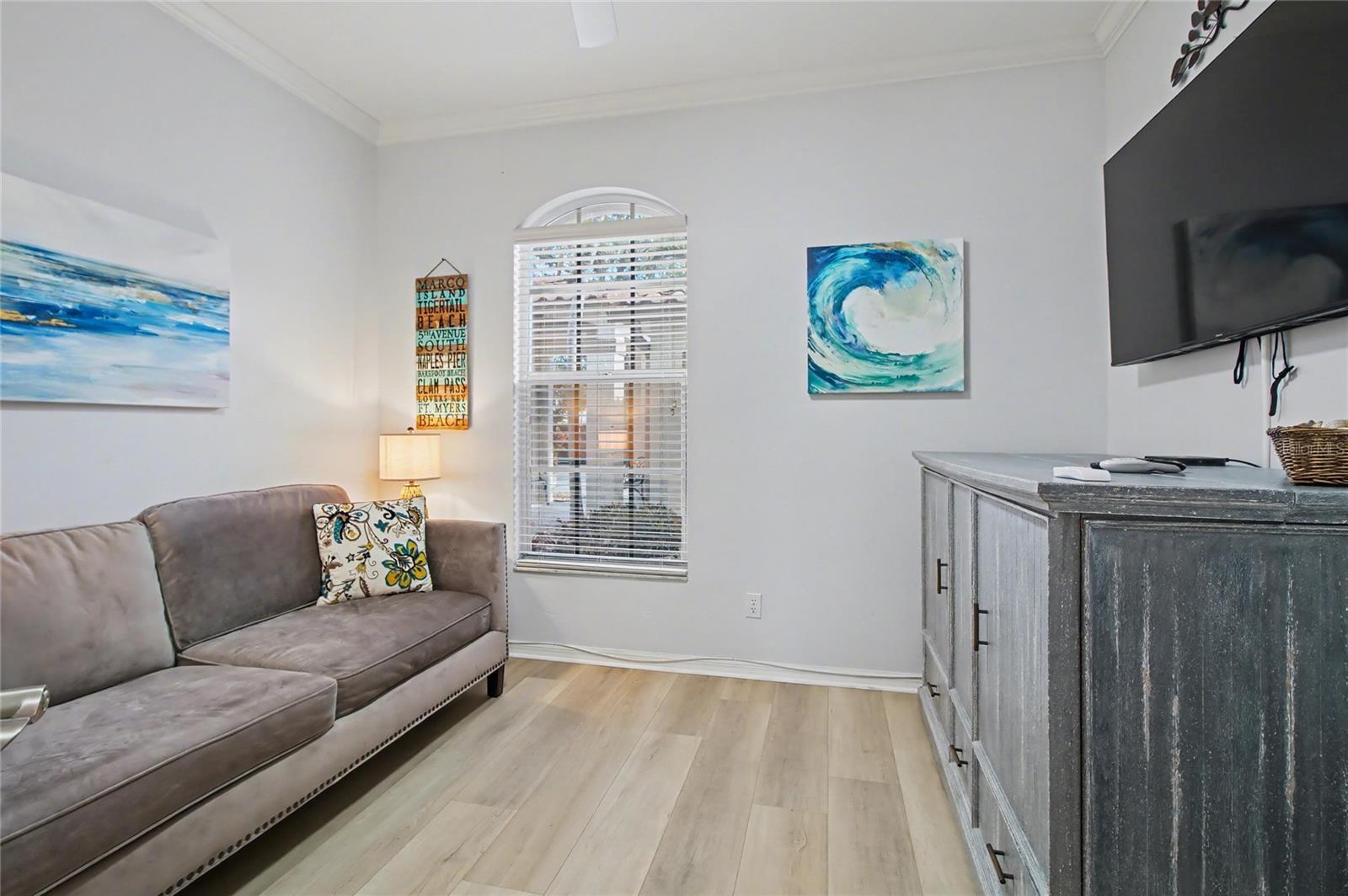 Image 22 of 32 For 206 Newport Drive 803