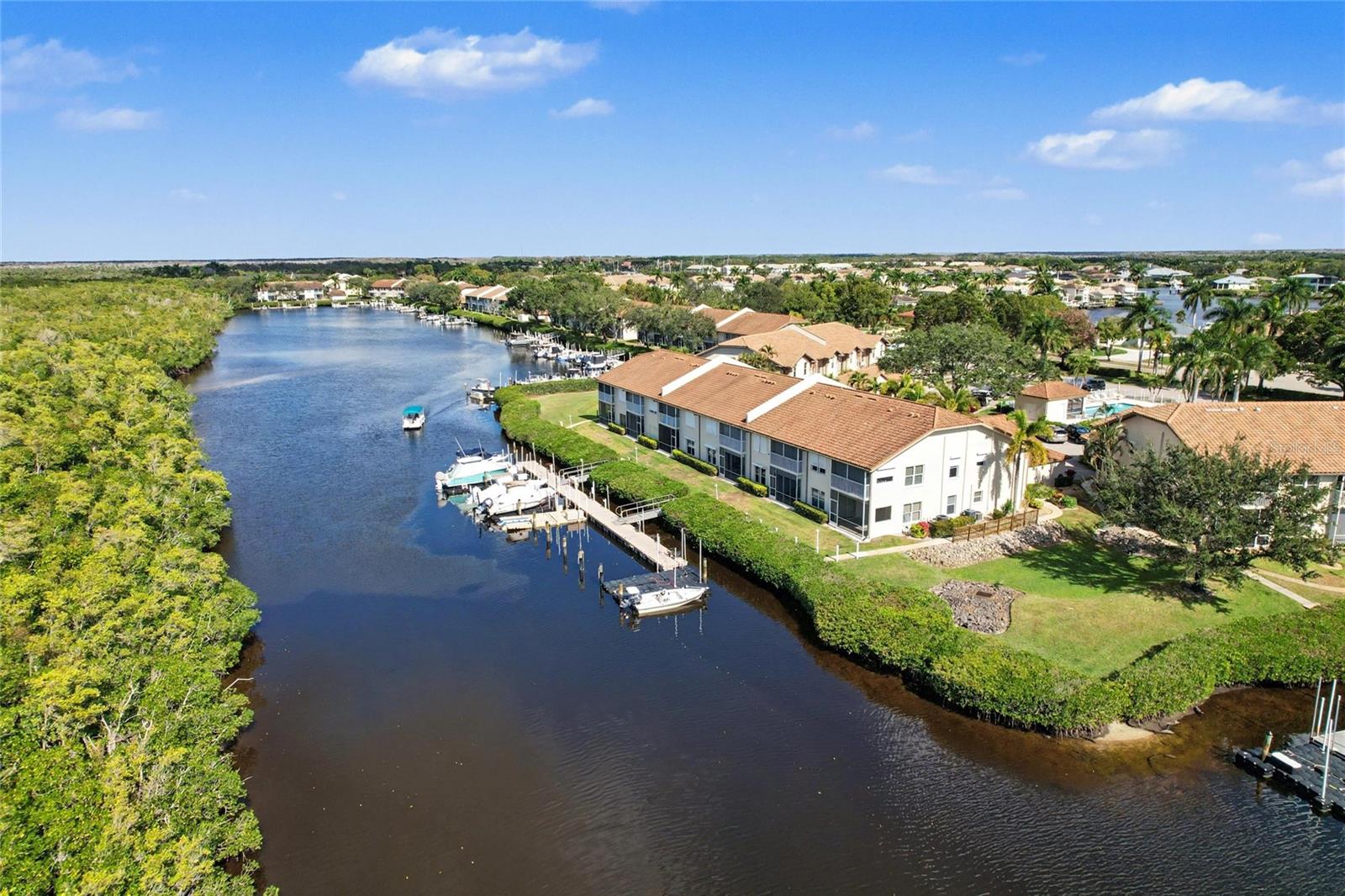 Image 28 of 32 For 206 Newport Drive 803