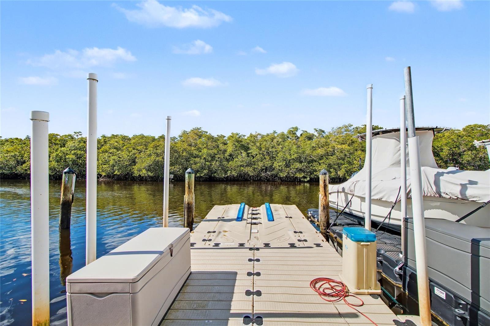 Image 29 of 32 For 206 Newport Drive 803