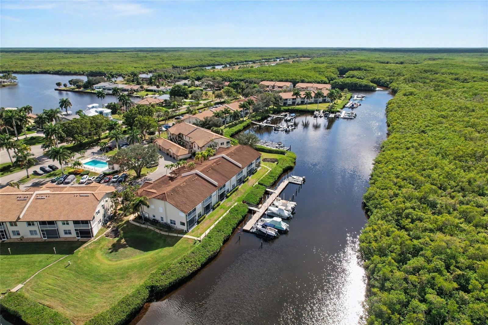 Image 30 of 32 For 206 Newport Drive 803