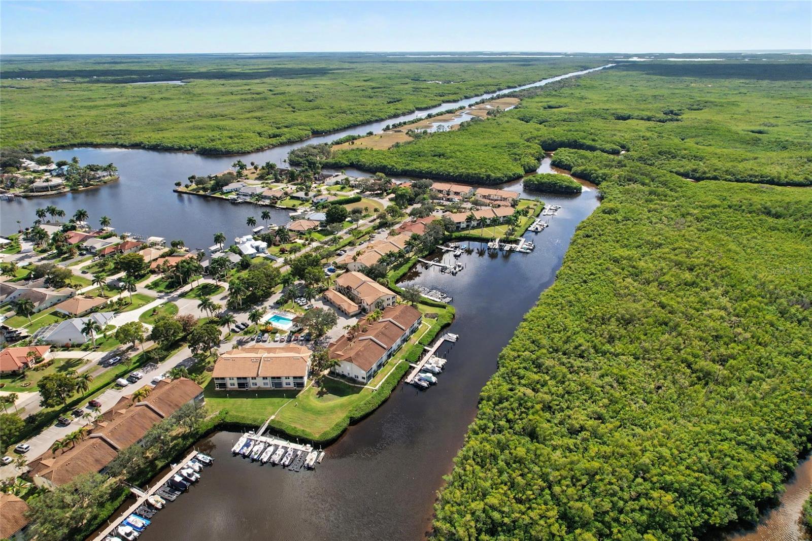 Image 31 of 32 For 206 Newport Drive 803