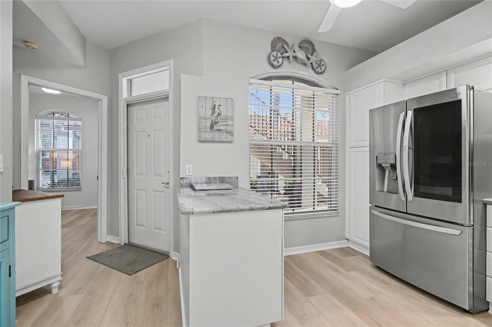 Image 8 of 32 For 206 Newport Drive 803