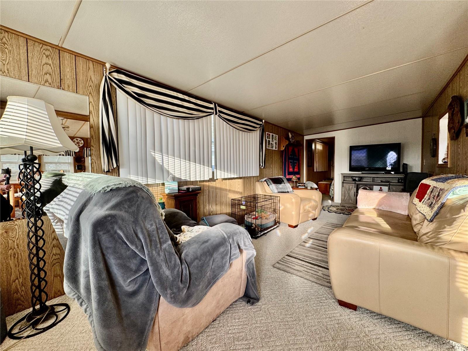 Image 7 of 38 For 4920 Britni Way 074