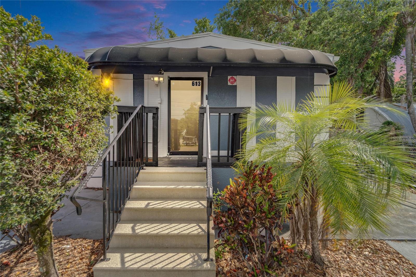 Listing photo id 10 for 126 Ridgewood Avenue