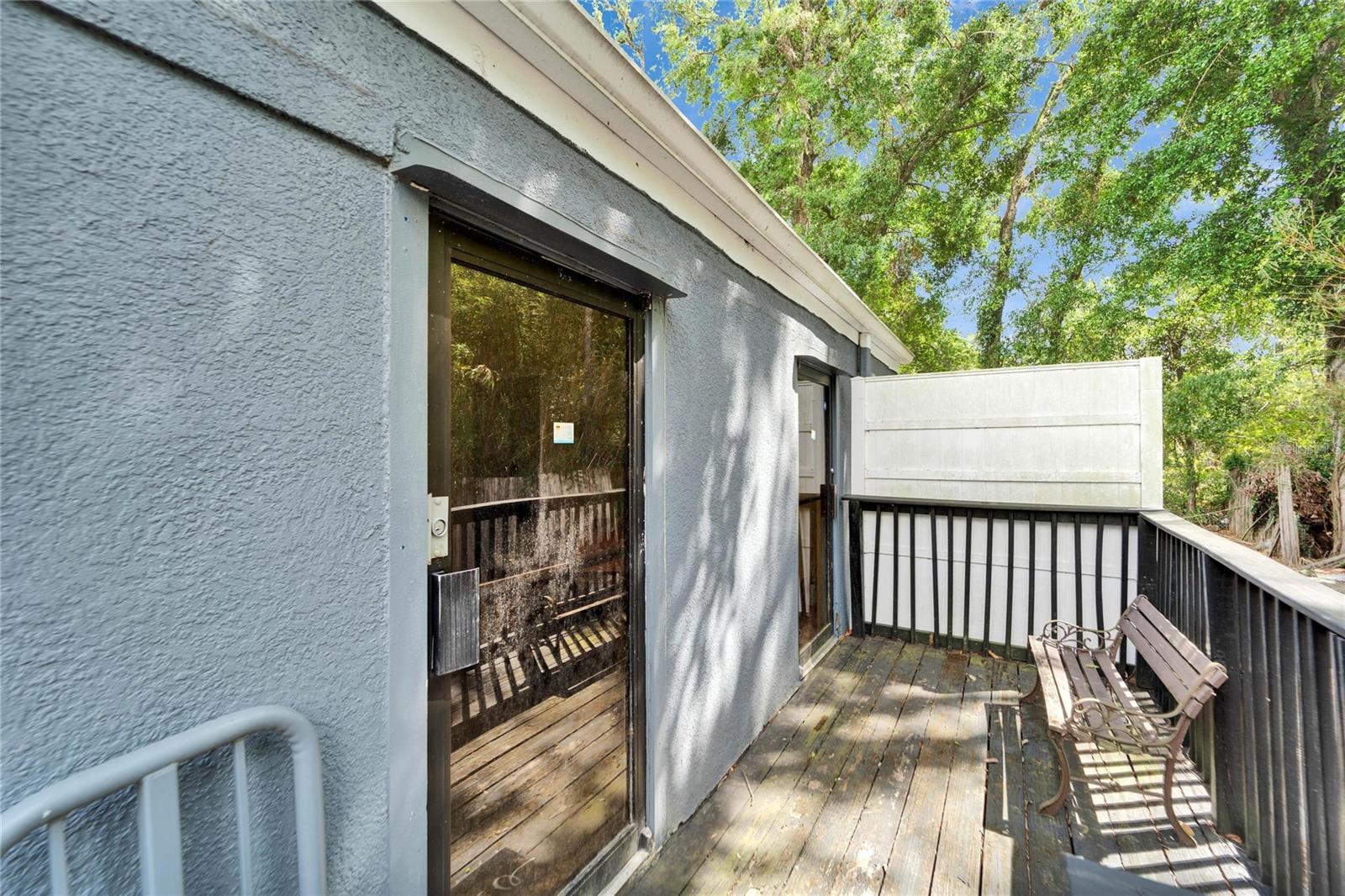 Listing photo id 70 for 126 Ridgewood Avenue