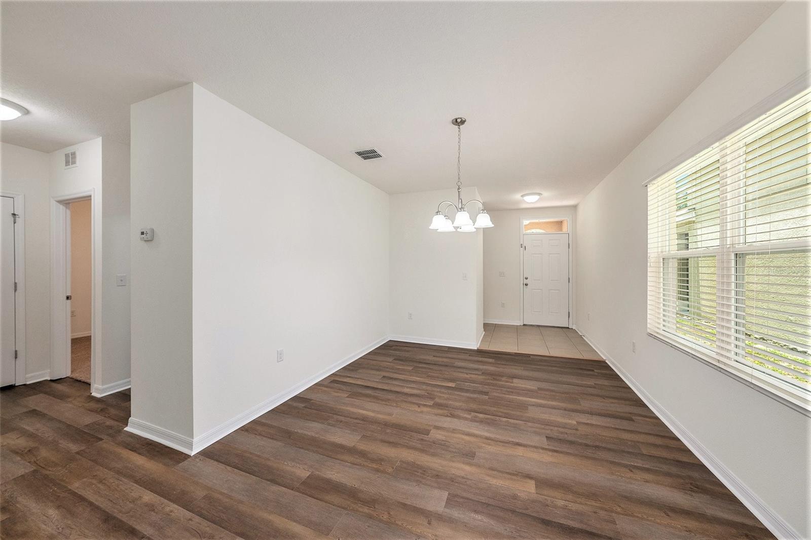 Image 5 of 26 For 10212 Hawk Storm Avenue