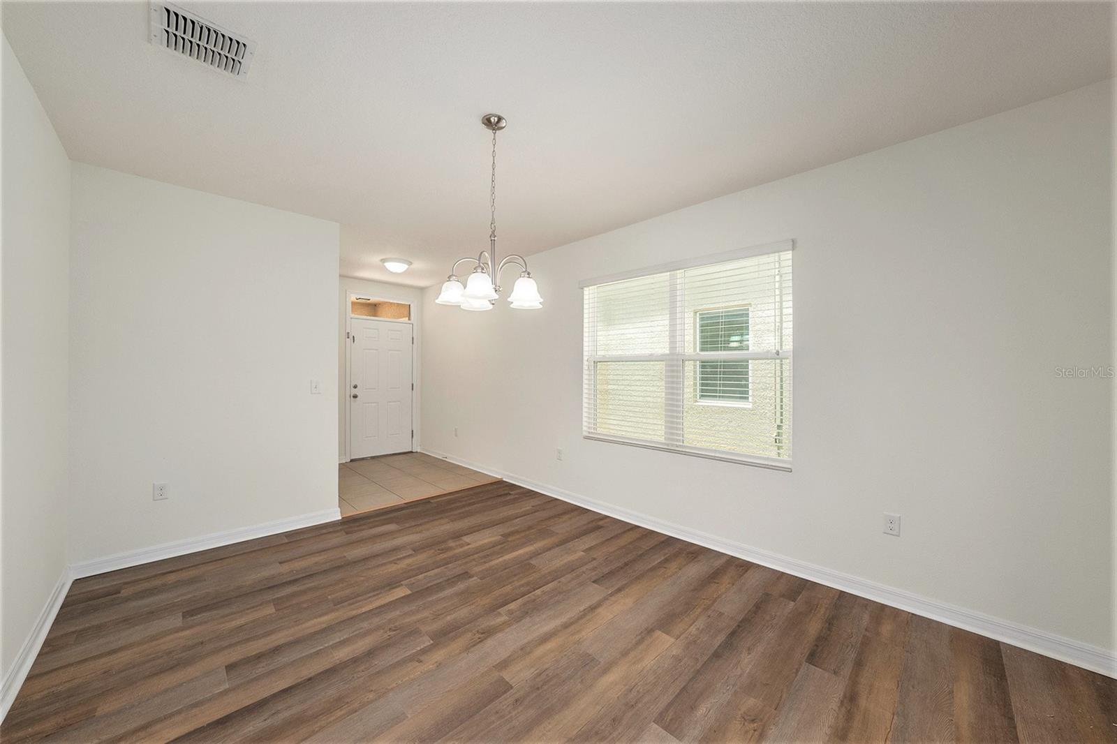 Image 6 of 26 For 10212 Hawk Storm Avenue