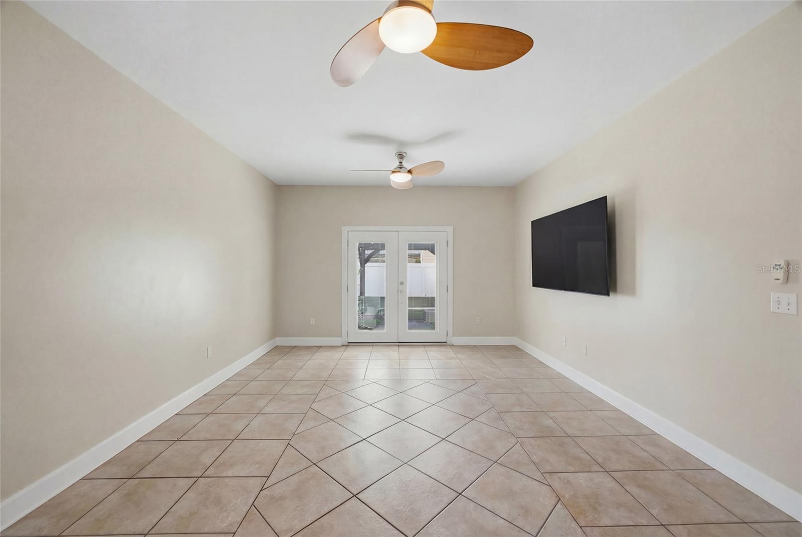 Image 20 of 55 For 3804 Arlington Avenue