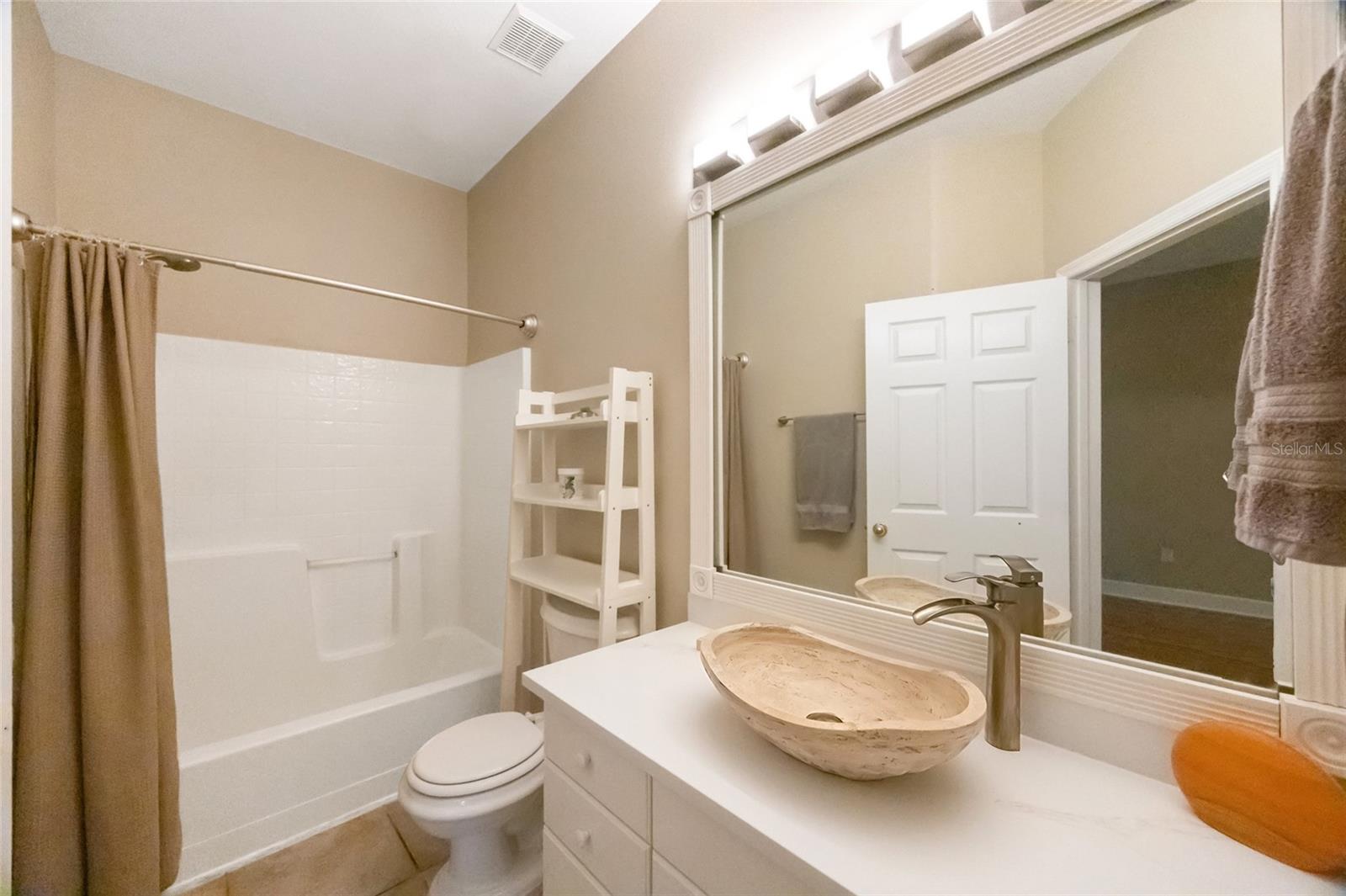 Image 27 of 55 For 3804 Arlington Avenue