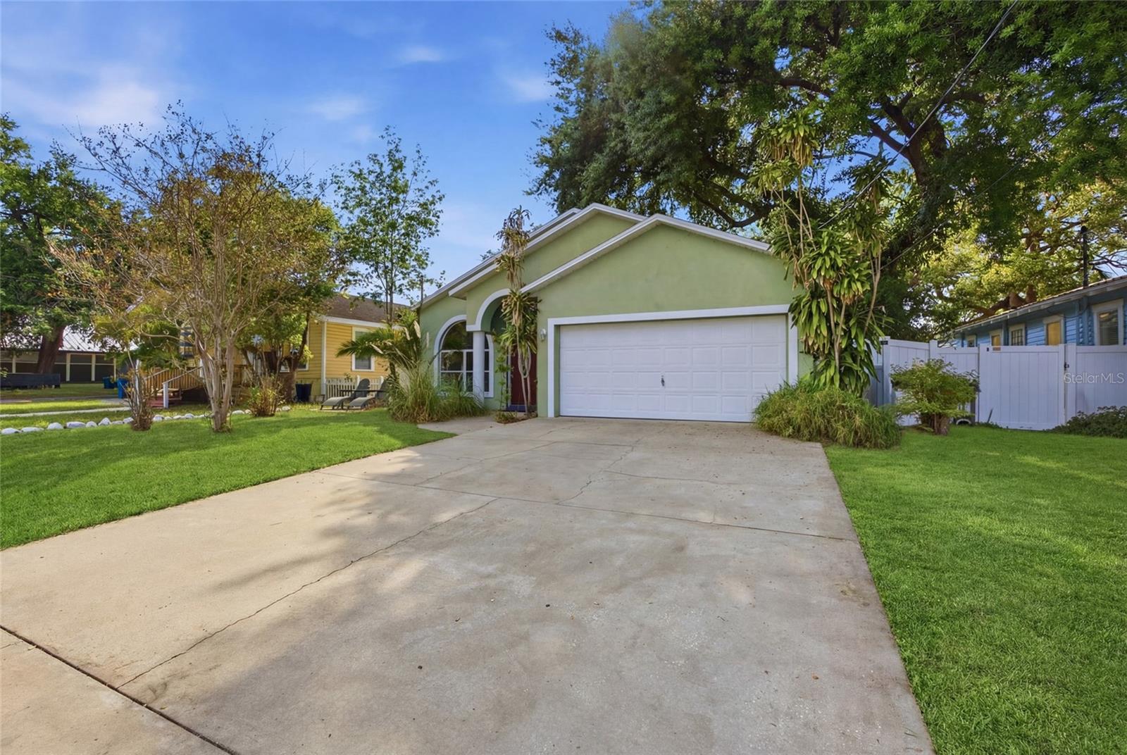 Image 43 of 55 For 3804 Arlington Avenue