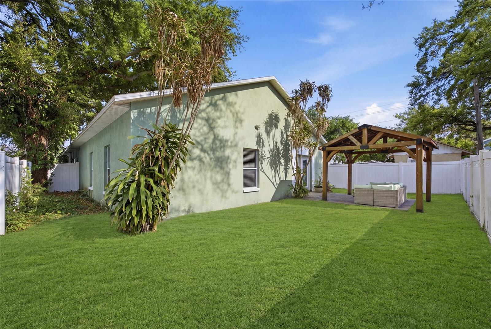 Image 47 of 55 For 3804 Arlington Avenue