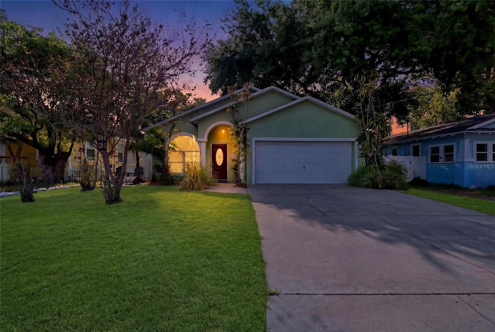 Image 8 of 55 For 3804 Arlington Avenue