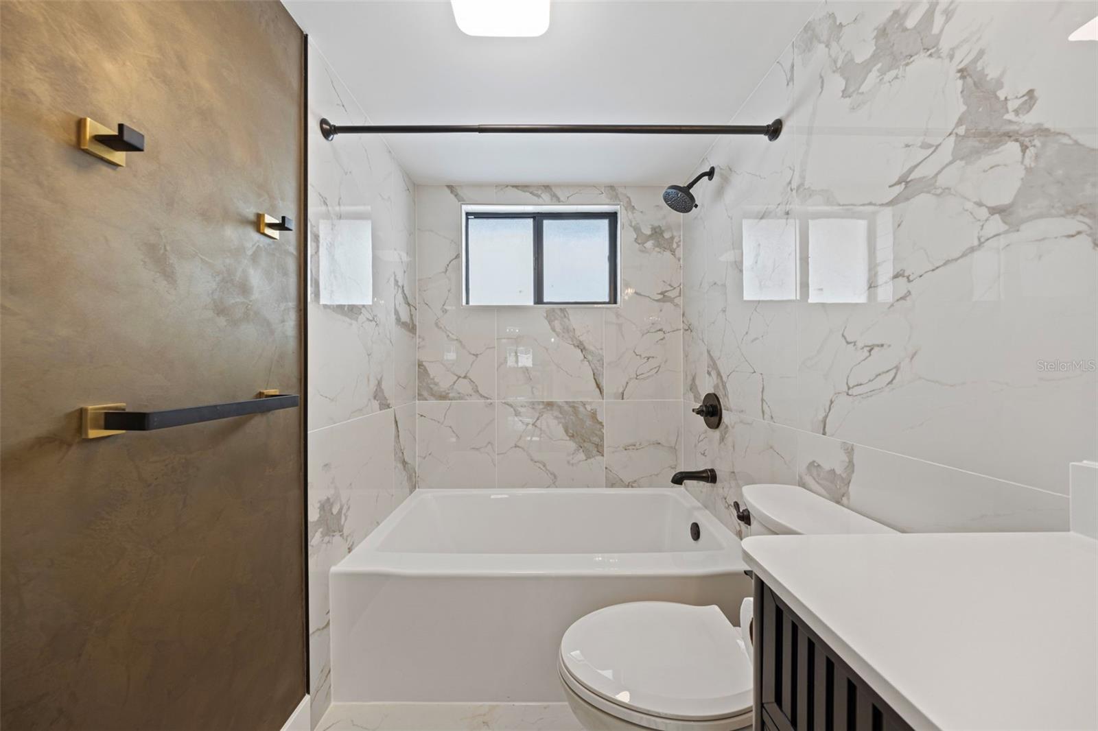 Image 28 of 57 For 5921 Denver Street Ne