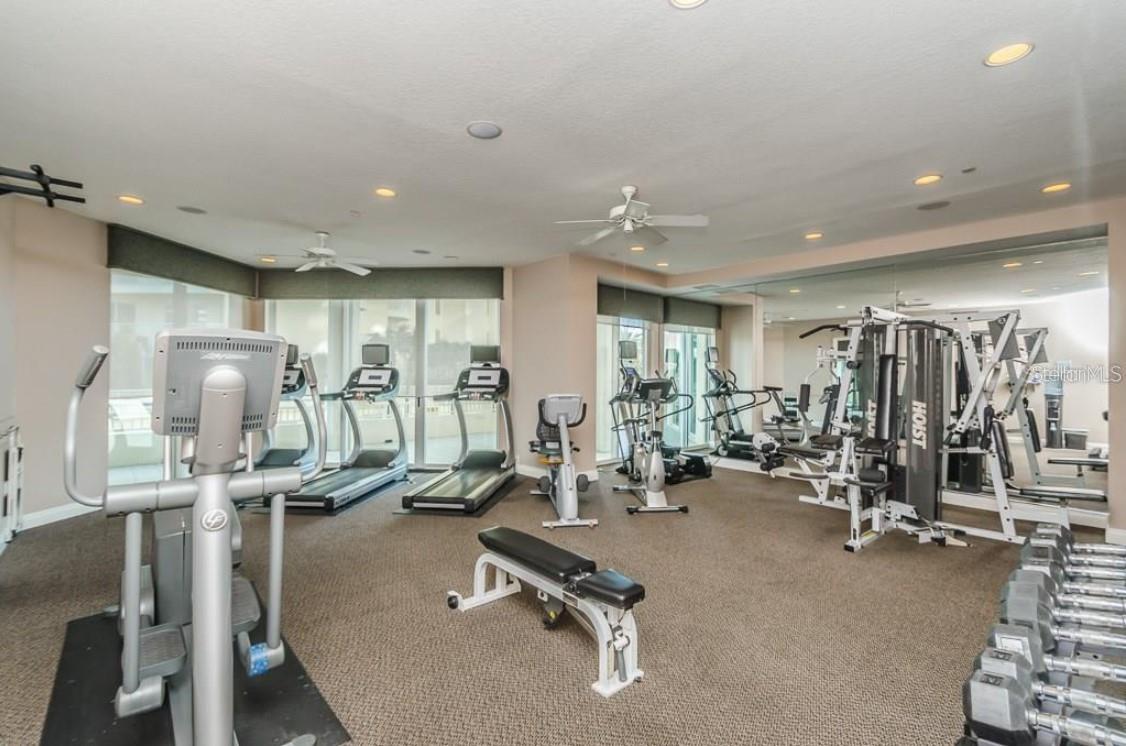 Image 19 of 88 For 1180 Gulf Boulevard 306