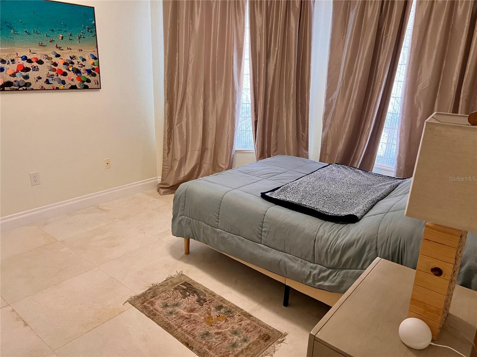 Image 29 of 88 For 1180 Gulf Boulevard 306