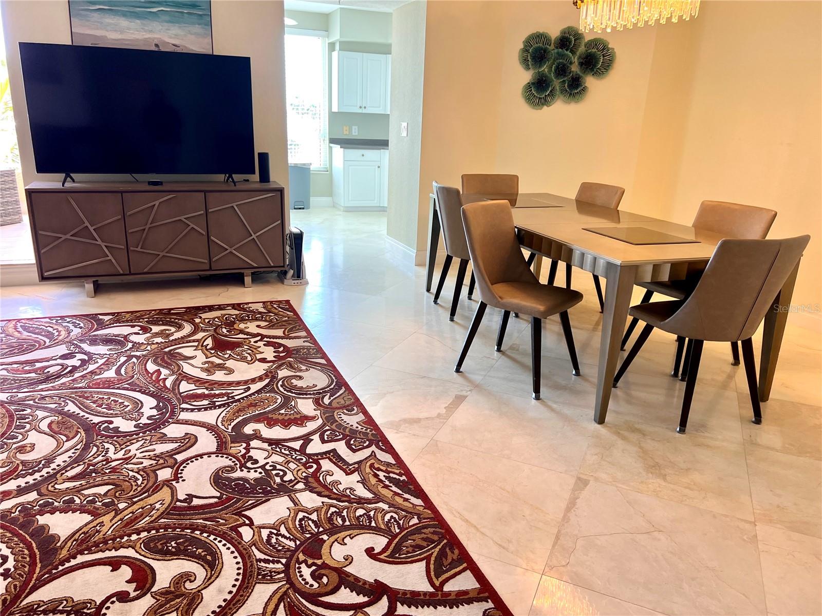 Image 43 of 88 For 1180 Gulf Boulevard 306